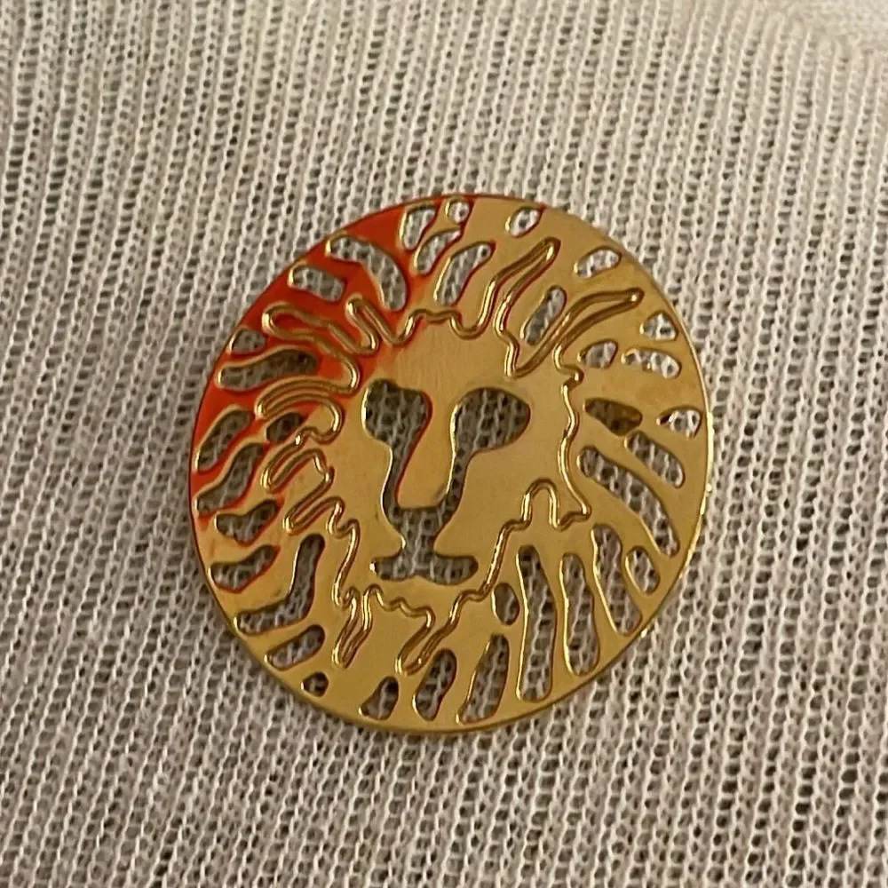 Vintage Anne Klein Gold Tone Round Lion Head Logo Shiny Brooch Pin Designer